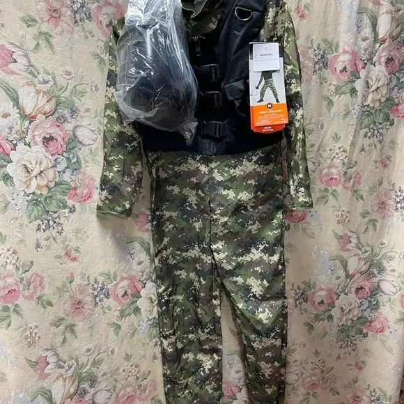 Army soldier dress up Halloween costume - Picture 2 of 7